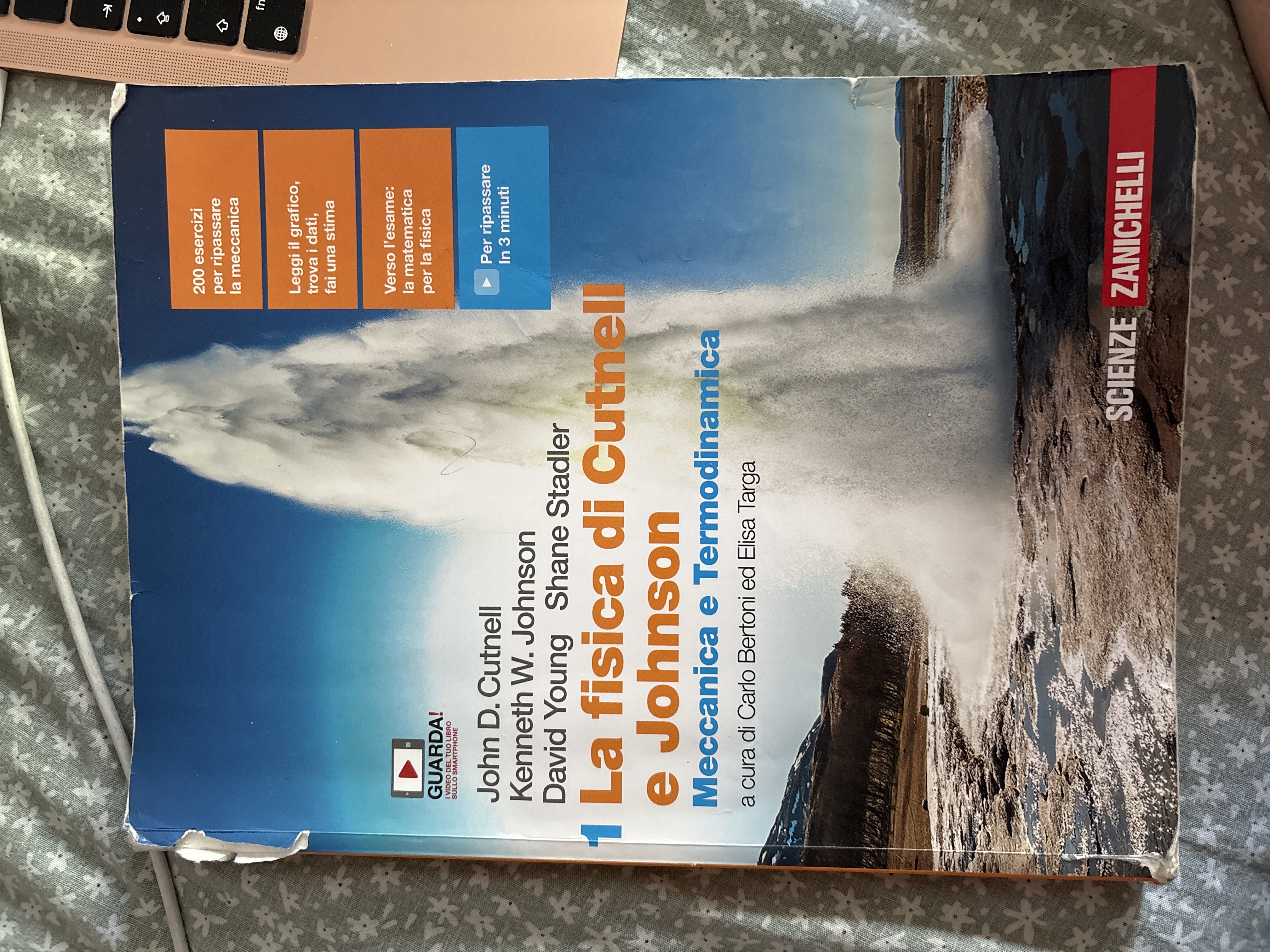Copertina di La fisica di Cutnell e Johnson. Per le Scuole superiori. Con espansione online vol. 1