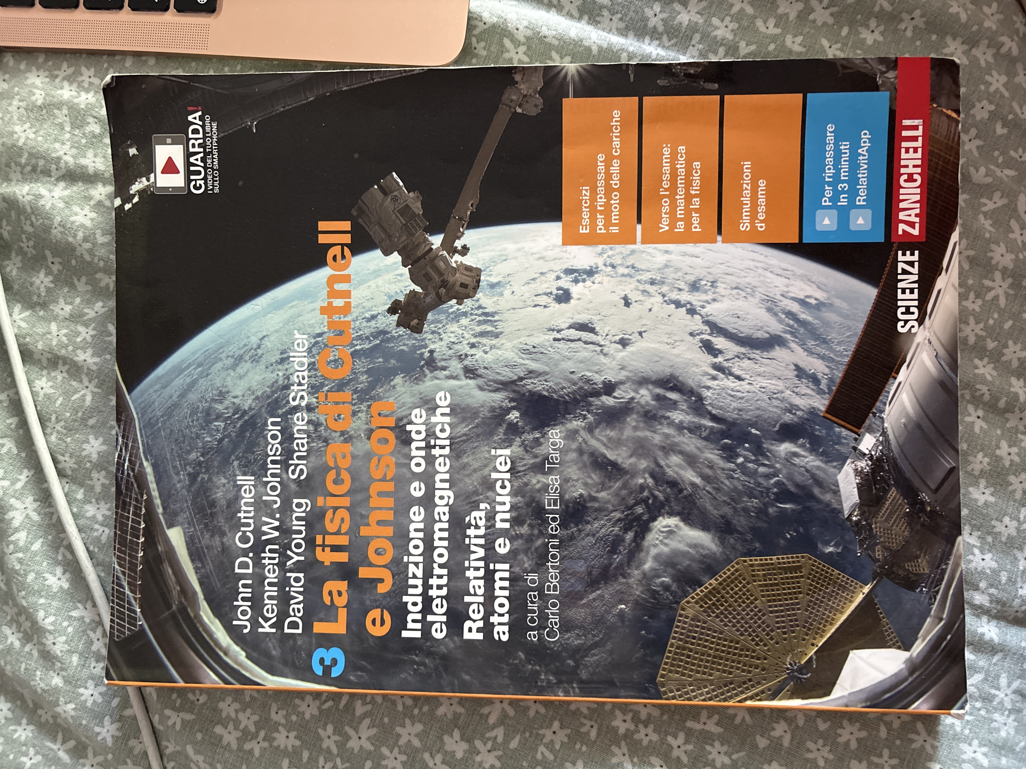 Copertina di La fisica di Cutnell e Johnson. Per le Scuole superiori. Con espansione online vol. 3
