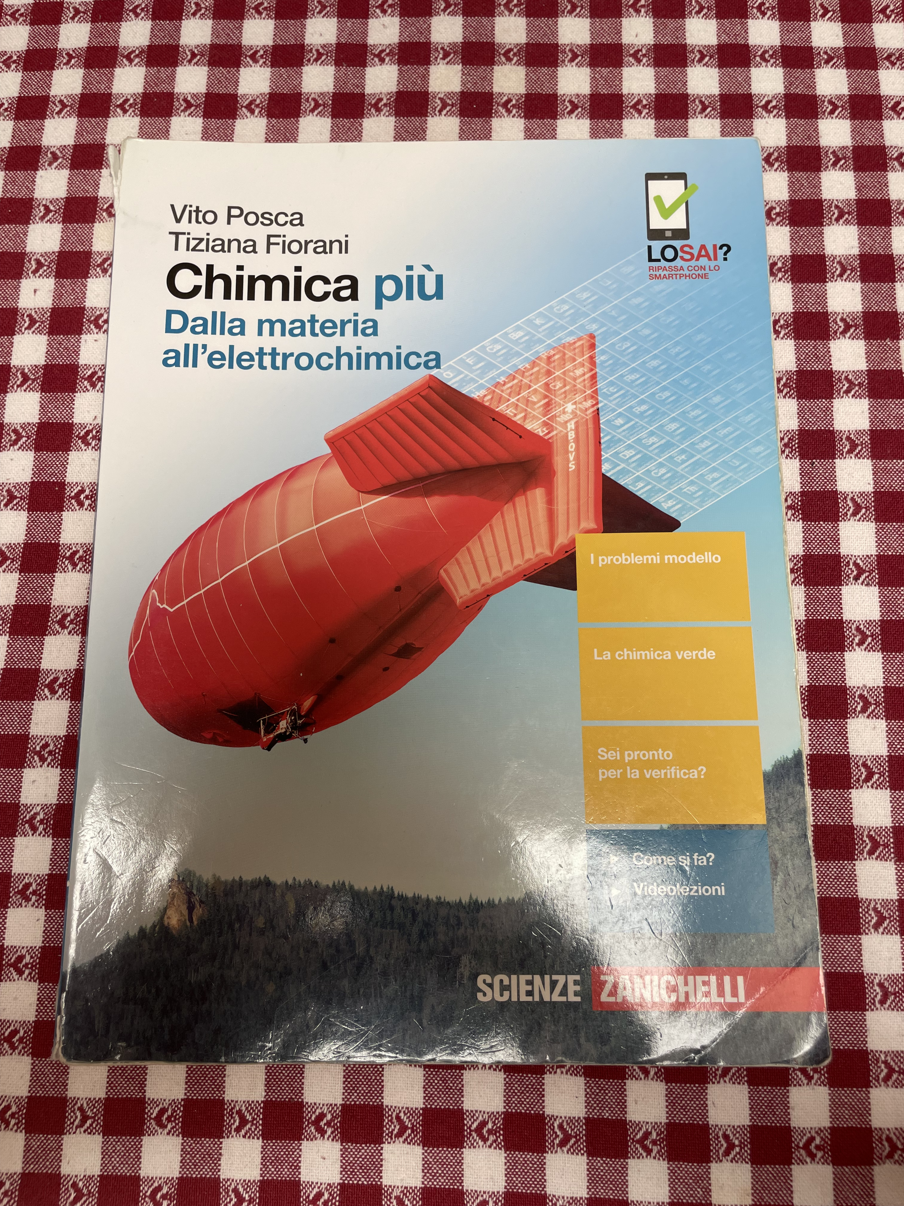 Foto di CHIMICA PIÙ. DALLA MATERIA ALL'ELETTROCHIMICA