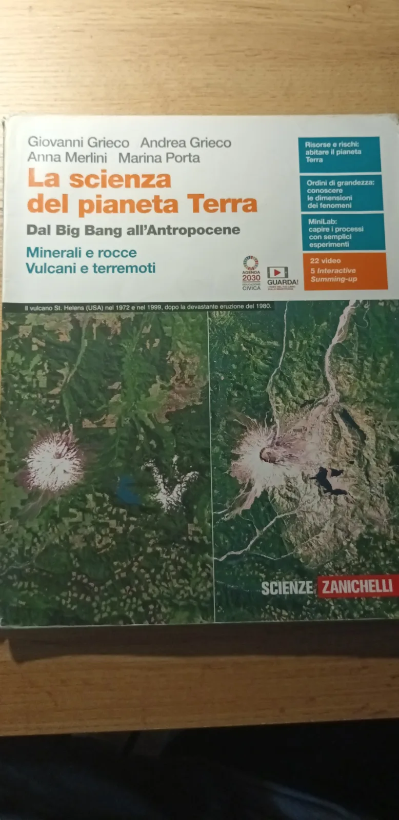 Foto di La scienza del pianeta terra